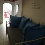 Mama\'S Townhouse
